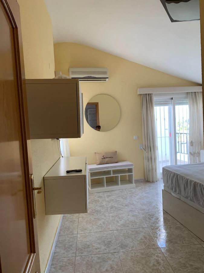 Agradable Adosado 3 Plantas Altea Villa ภายนอก รูปภาพ